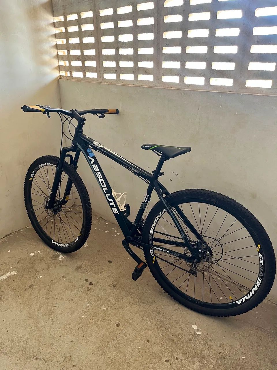 BICICLETA ARO 29 MONTADA (QUADRO ABSOLUTE + PEÇAS SHIMANO)  - Foto 2