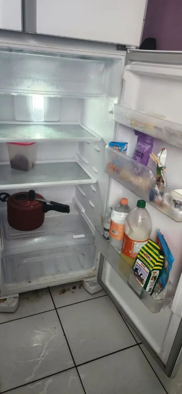 Vendo geladeira pouquíssimo uso - Foto 3