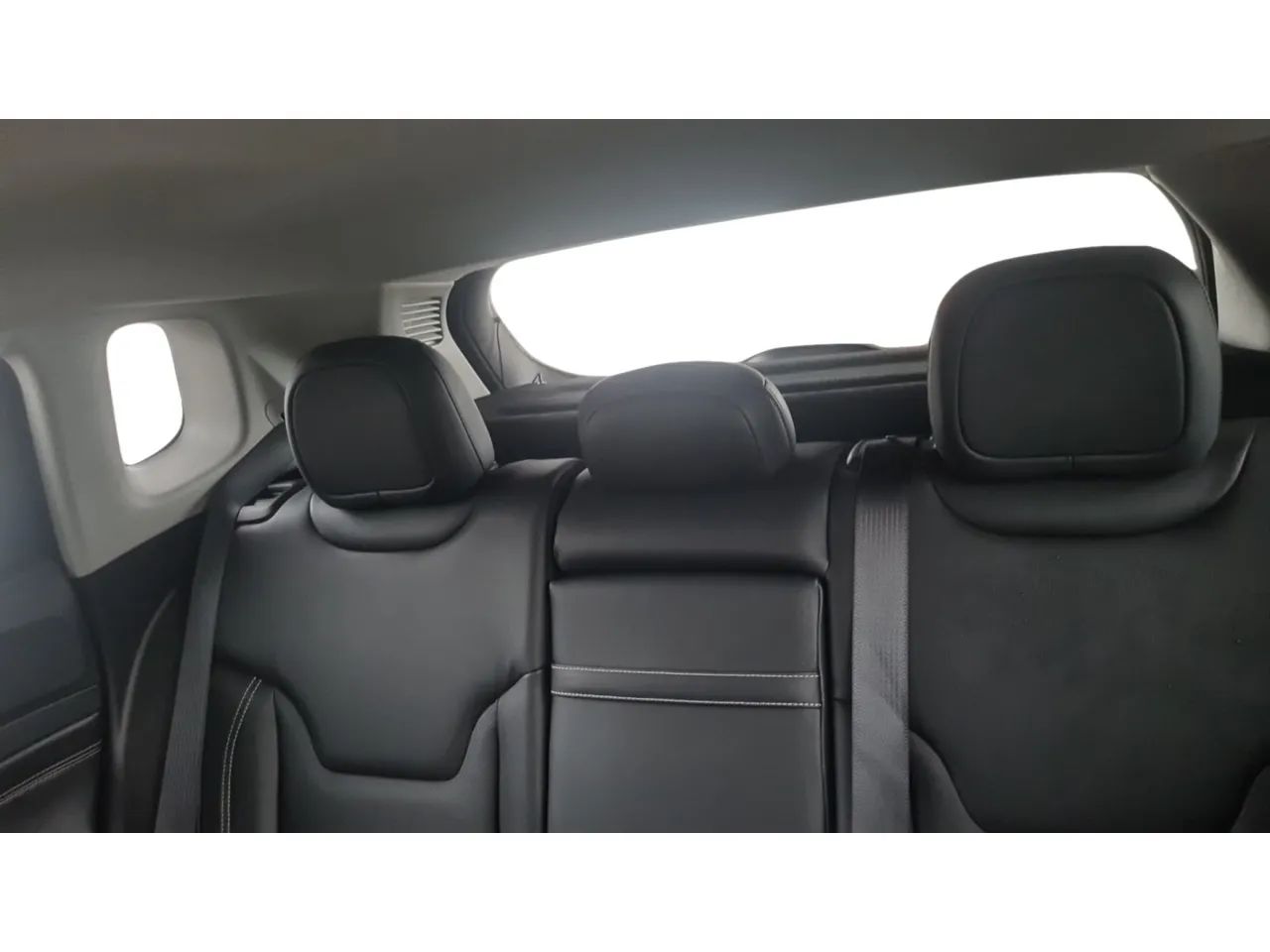 Jeep Compass LONG. T270 1.3 TB 4x2 Flex Aut., foto 11 de 17