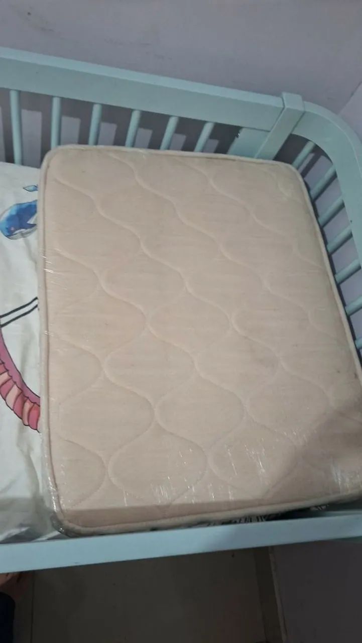 Vendo berço 3 em 1 com dois colchões  - Foto 2