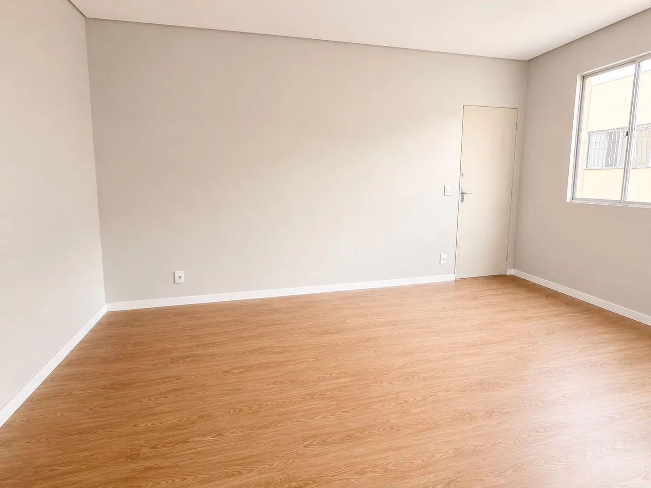 APT PARA LOCAÇÃO NO BAIRRO CASTELO