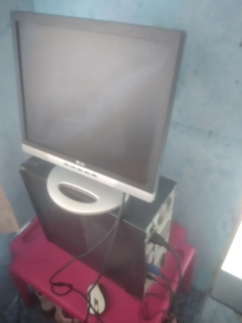 Computador com defeito pra vender logo no preço. - Foto 2
