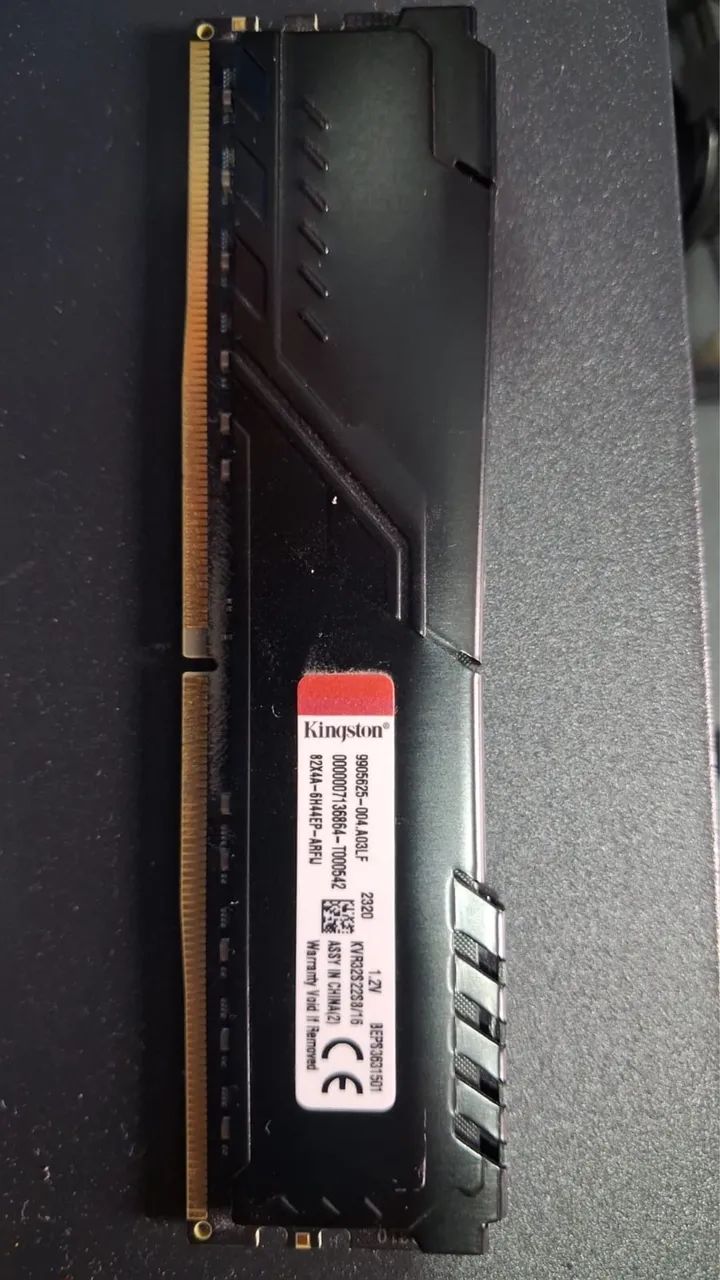 Placa de vídeo e memória ram ddr4 16 ram