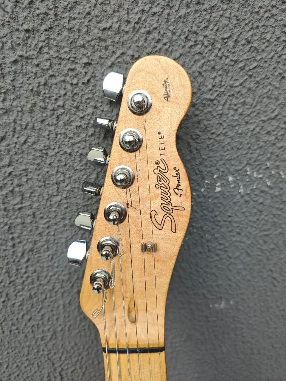 Guitarra Squier Telecaster  - Foto 3
