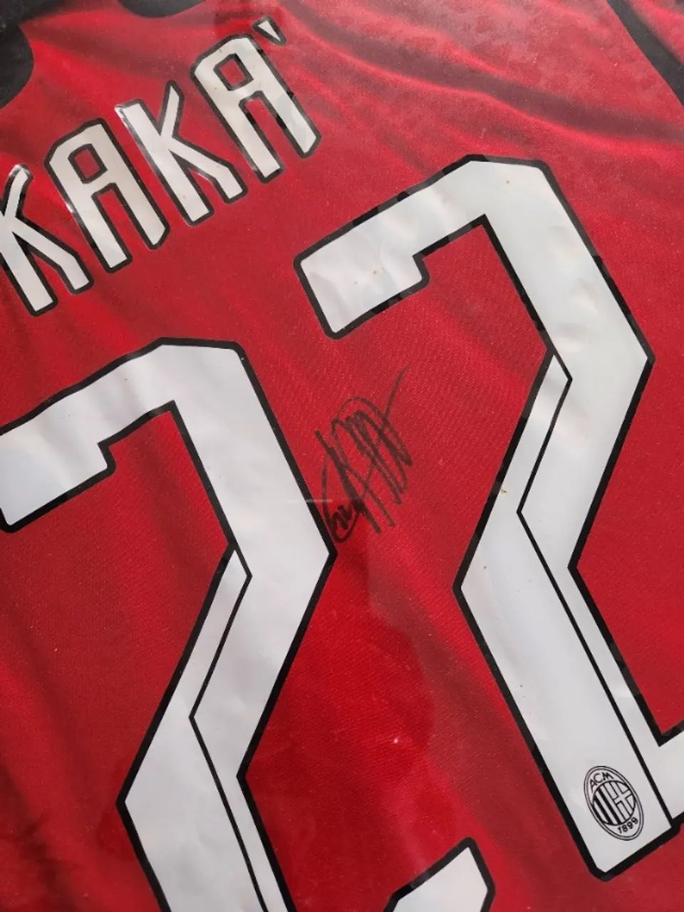 Camisa do Milan do Kaká assinada e emoldurada - Champions League - Foto 2