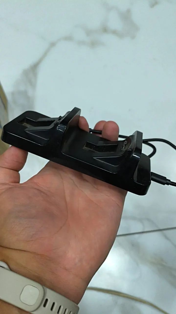 SUPORTE PARA 2 CONTROLES PS4 - Foto 2