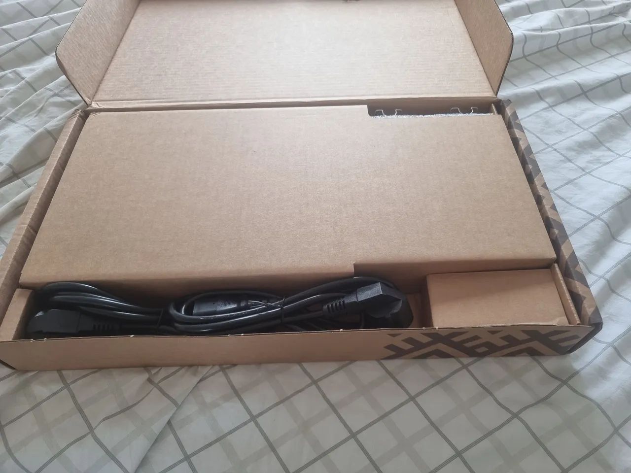 MIKROTIK CCR2116-12G-4S+ - Foto 3