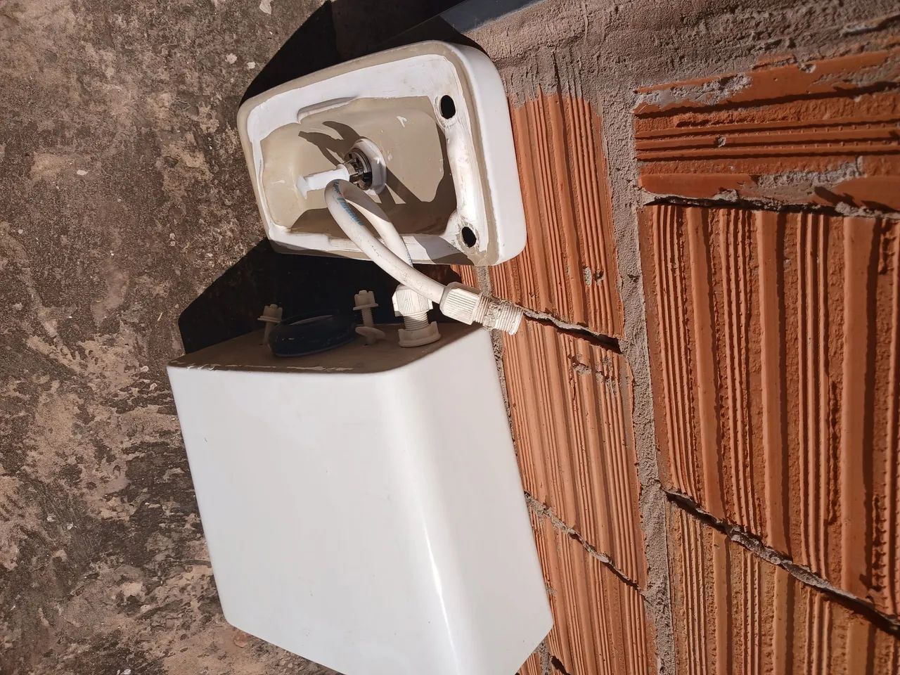 Caixa acoplada completa