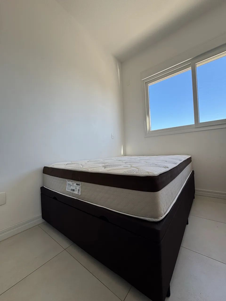 Cama box baú com colchão casal - Foto 3