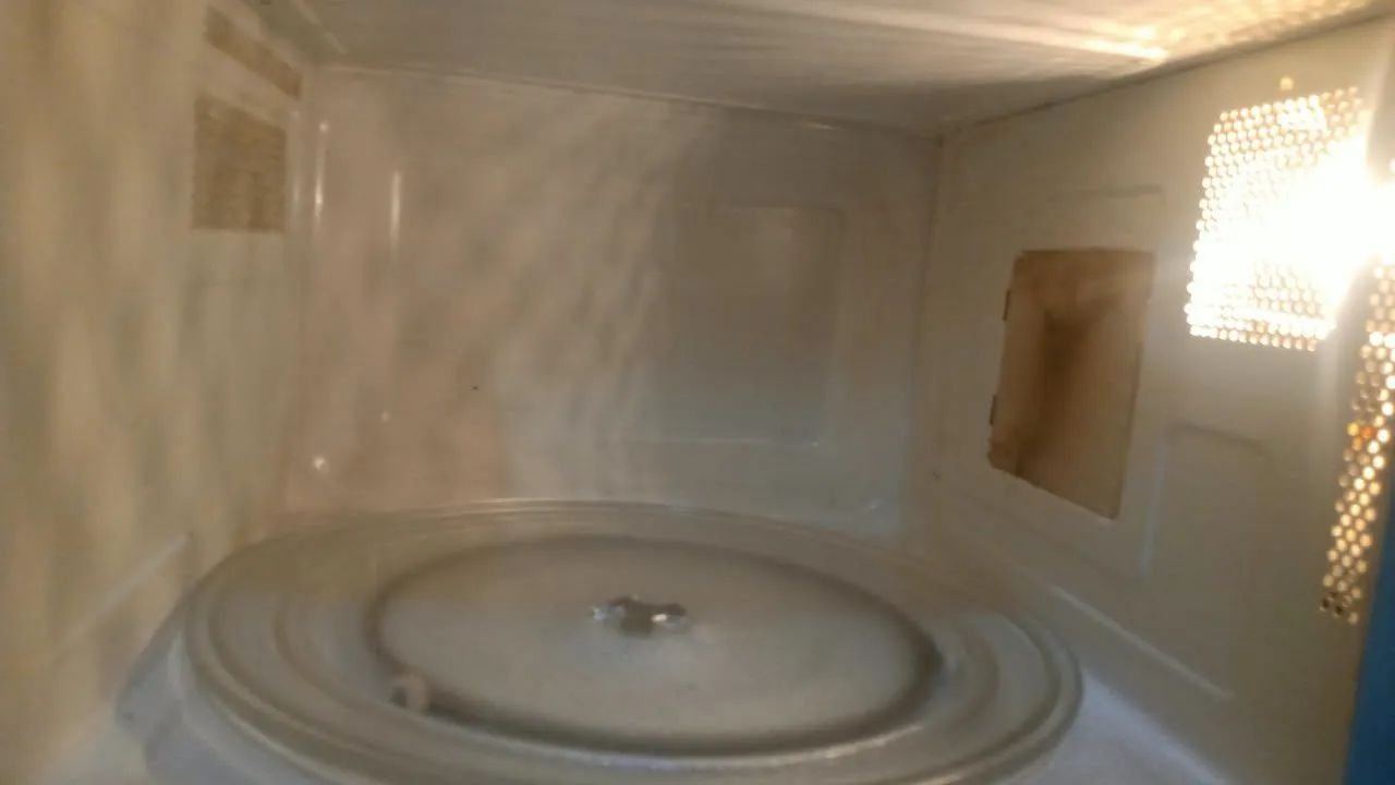 Microondas Electrolux 31 litros  - Foto 4
