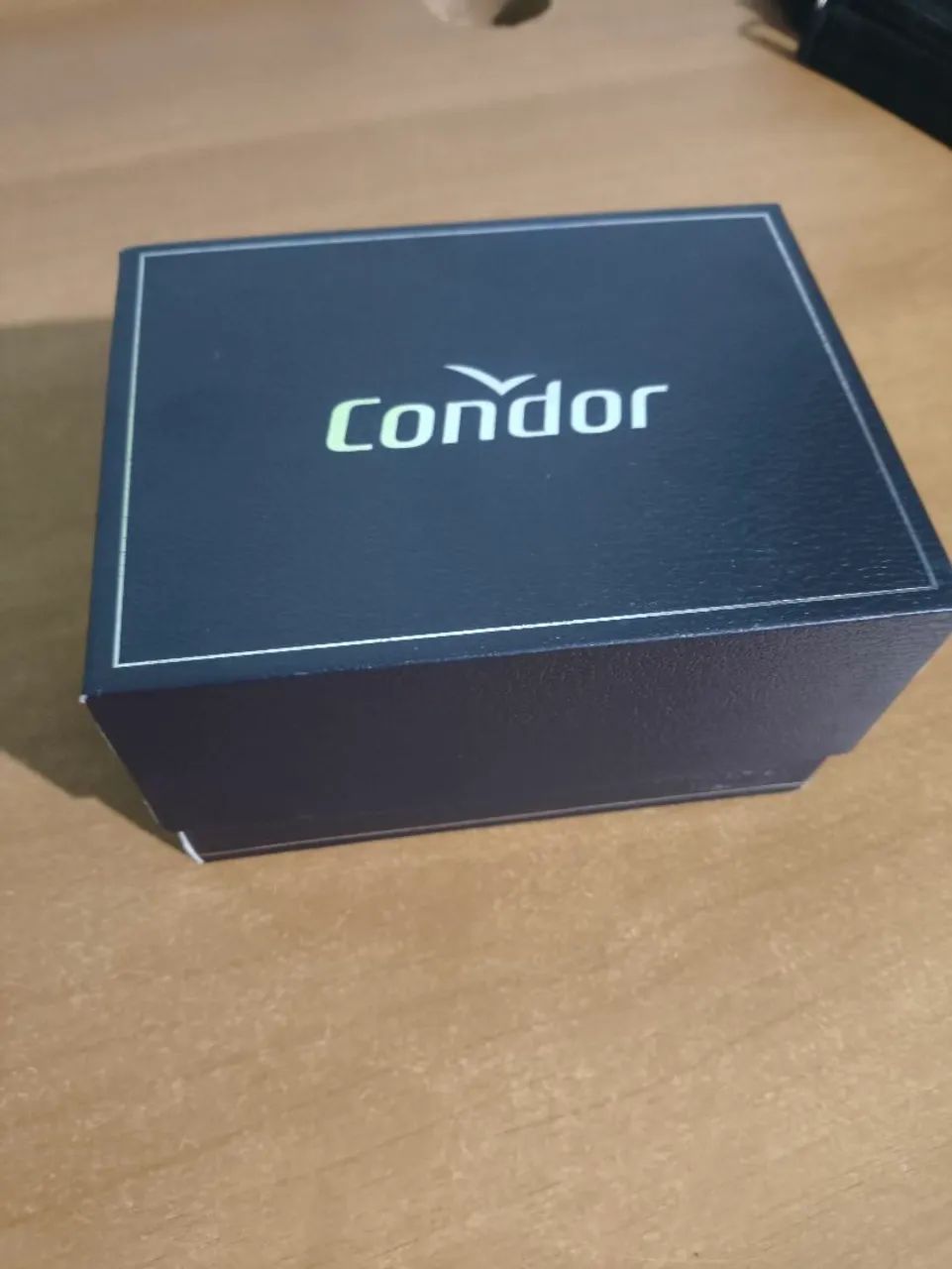 Relógio prata com interior azul marinho da marca condor  - Foto 3