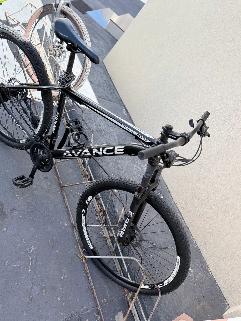 ? BICICLETA ARO 29 AVANCE FORCE - ÓTIMO ESTADO