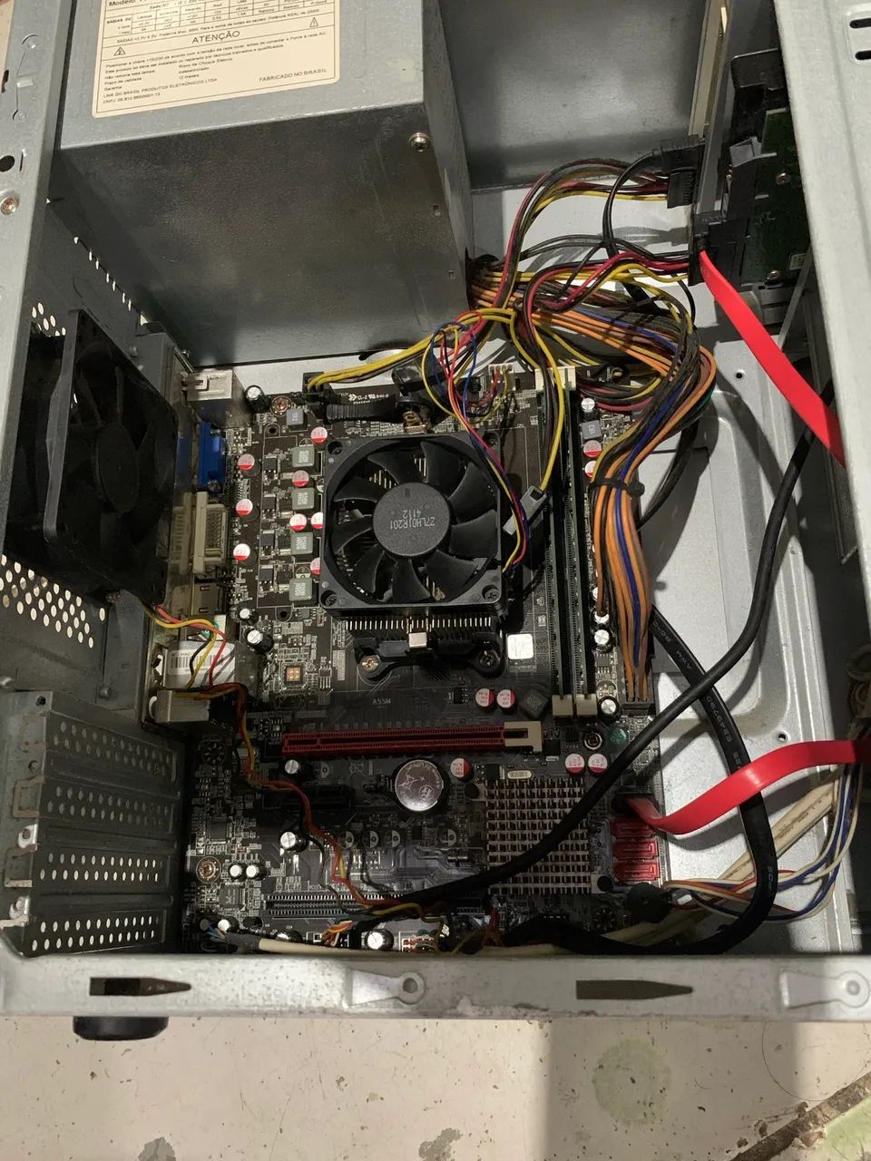 CPU 6 giga ram 500 giga - Foto 4