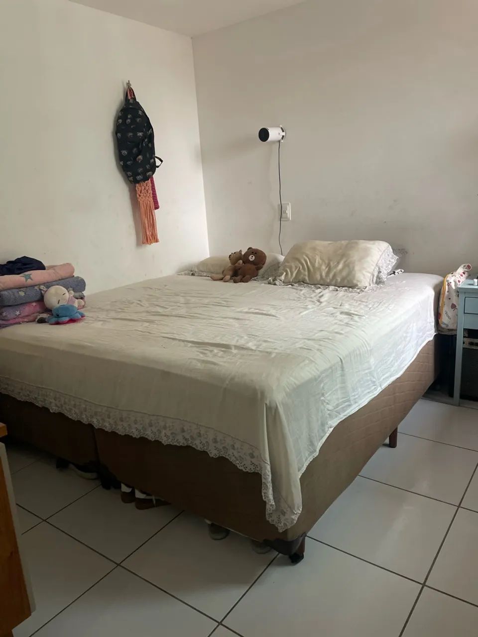 CAMA KING 1 ano e meio de uso