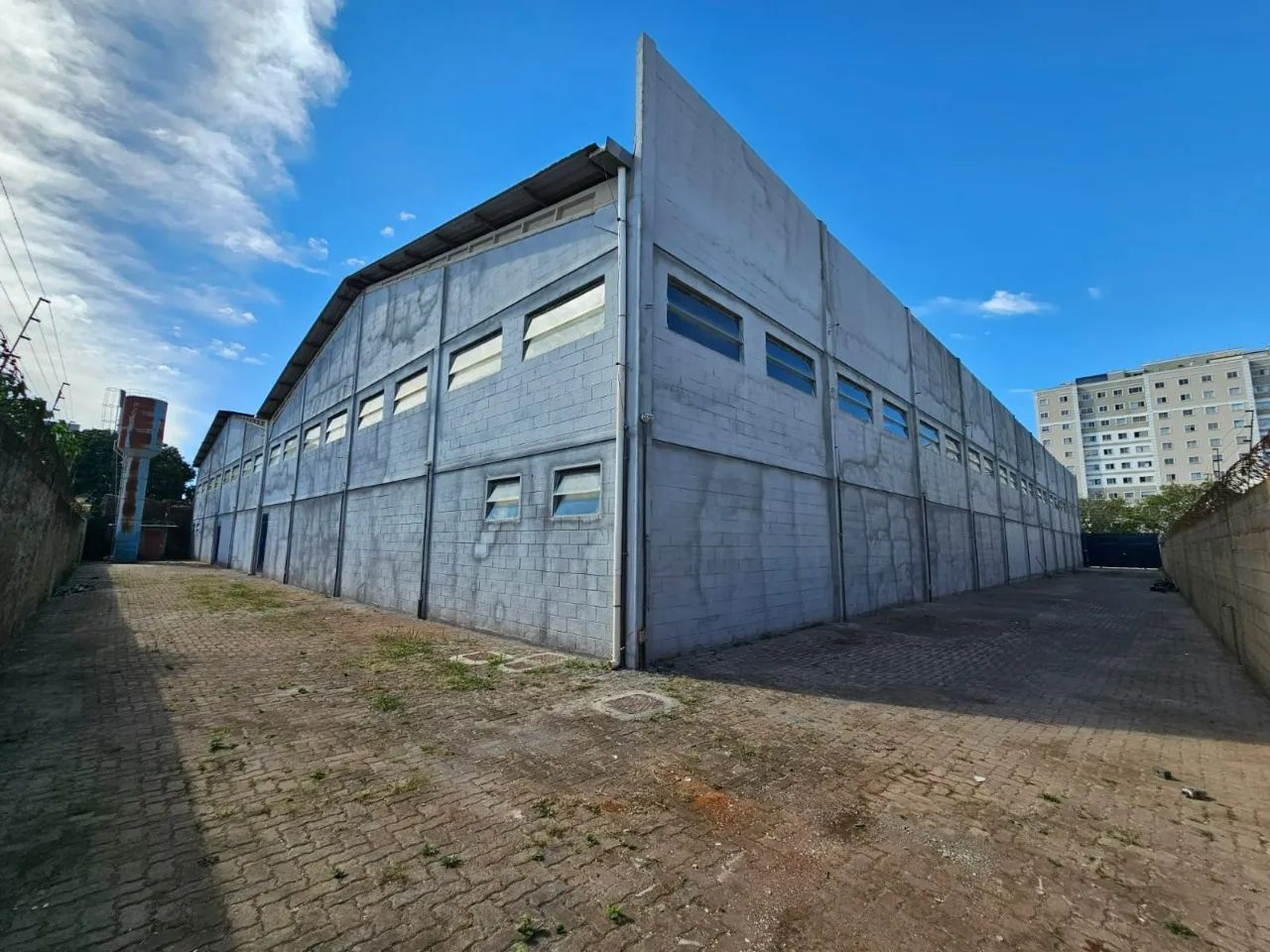 Galpão logístico industrial com 3.178m² de área total construída, na CSG 09 próximo à COCA - Foto 2