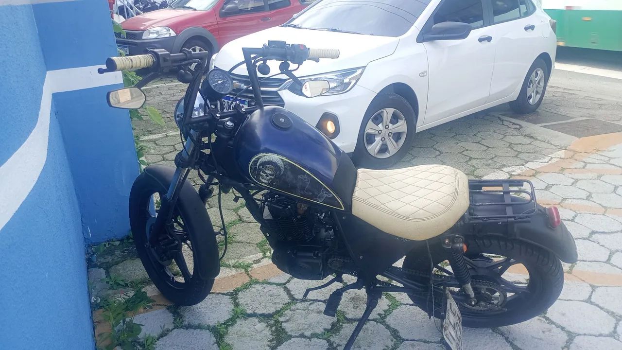Vendo Suzuki intruder bober 