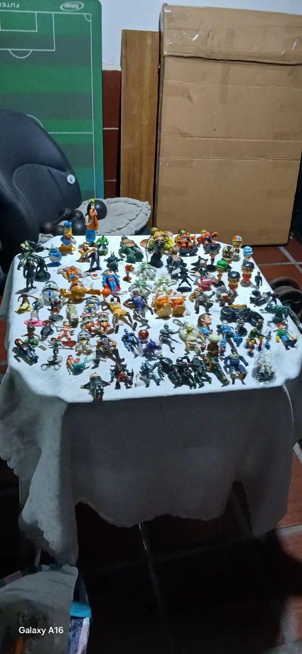 Bonecos coleção antigos 3