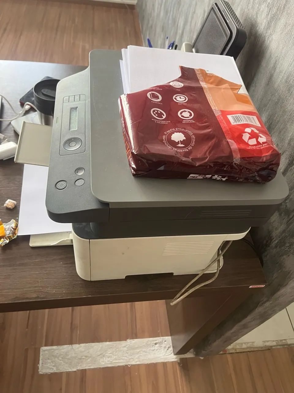 Impressora HP Laser MFP 135w - Foto 4