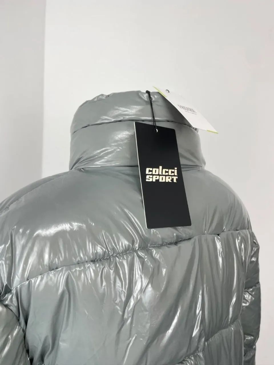 Jaqueta puffer sport Colcci P *peça nova com etiqueta* - Foto 5