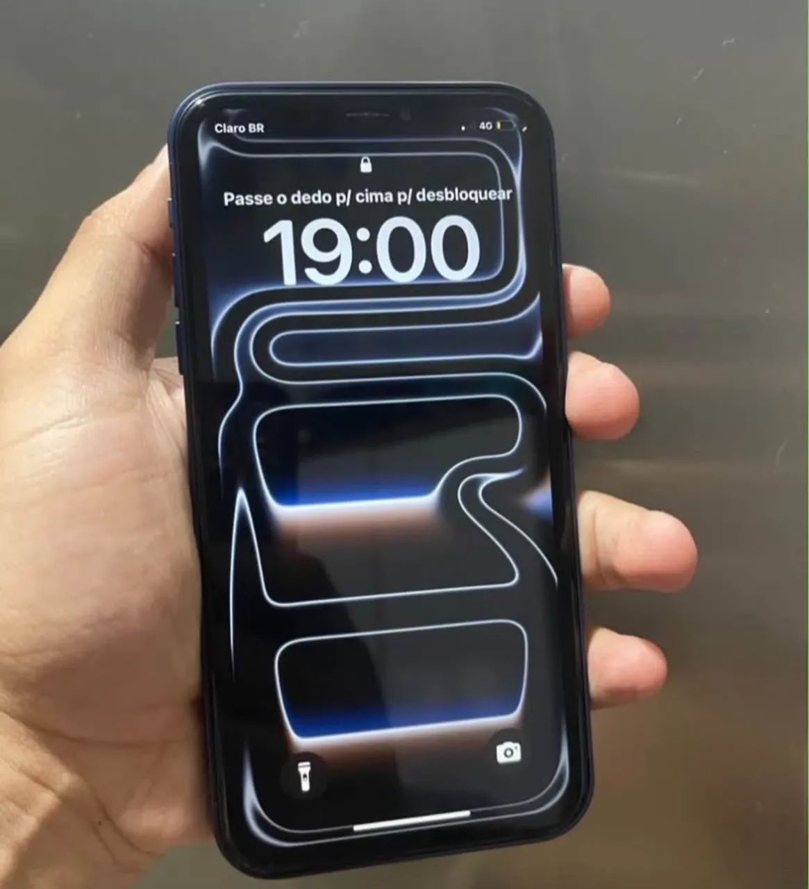 iPhone XR no 17 Pro 