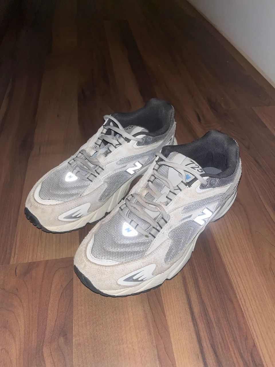 Tênis New Balance 725 usado