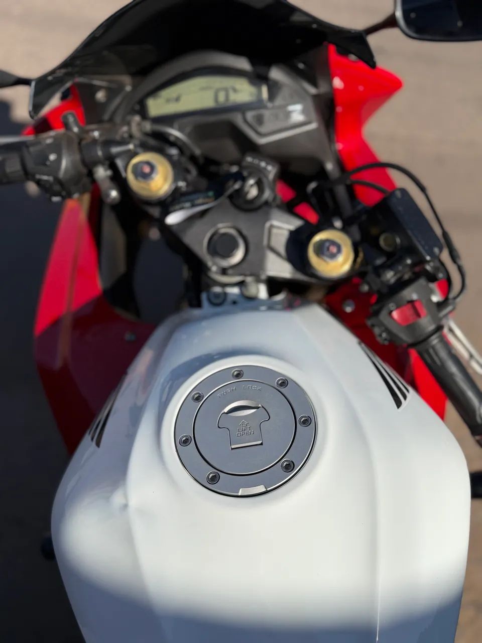 CBR 600F - Foto 2