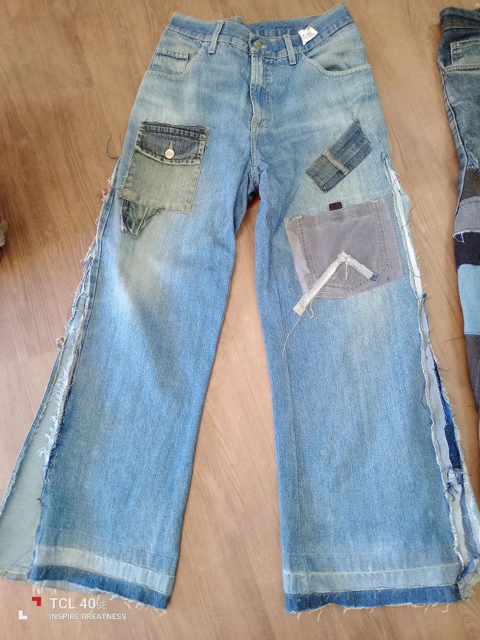 Calça jeens, diferente