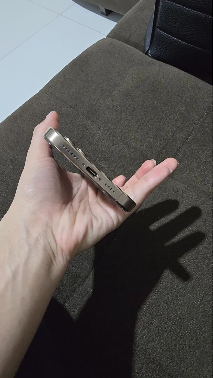 iPhone 16 pro Max - Foto 4