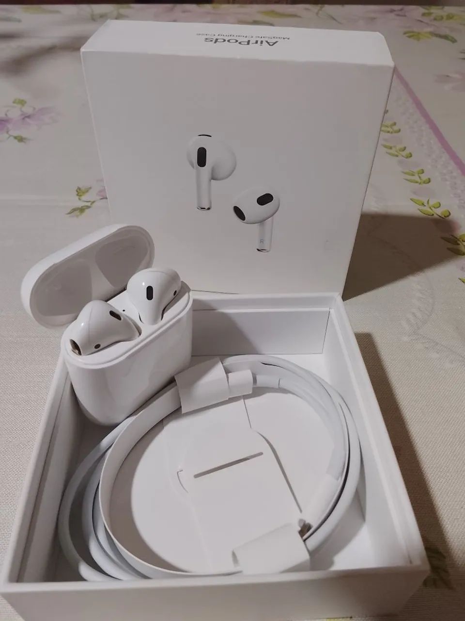 AirPods With MagSafe Charging Case - Foto 4