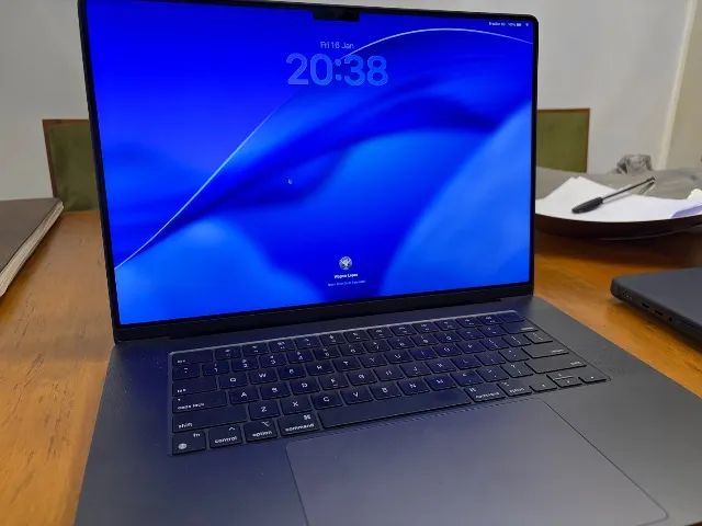 MacBook Pro M3 Pro - 18GB - 512GB - 16 pol - Foto 5