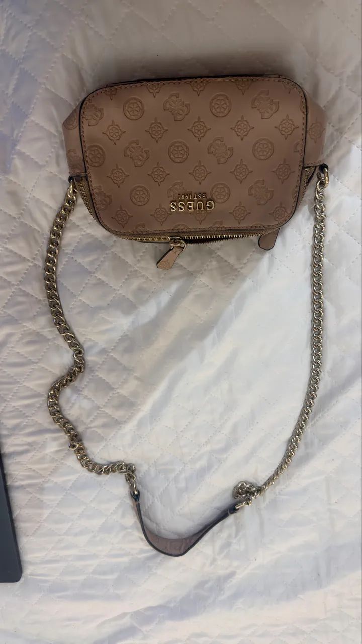 Bolsa guess 