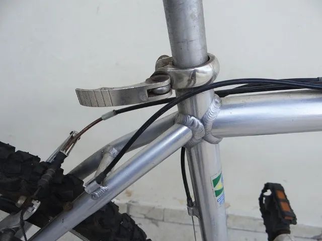 Bicicleta Caloi Mountain bike - quadro de aluminio - Foto 6
