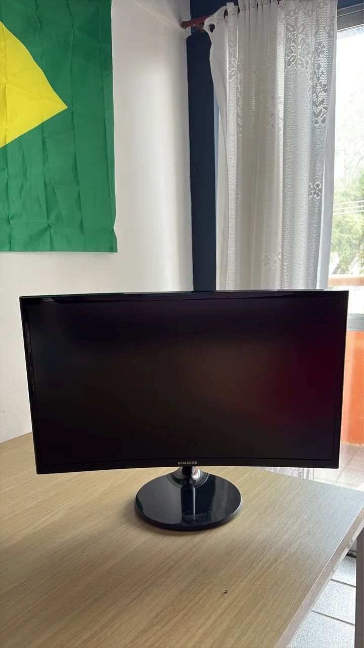 Monitor Curvo Samsung 24"