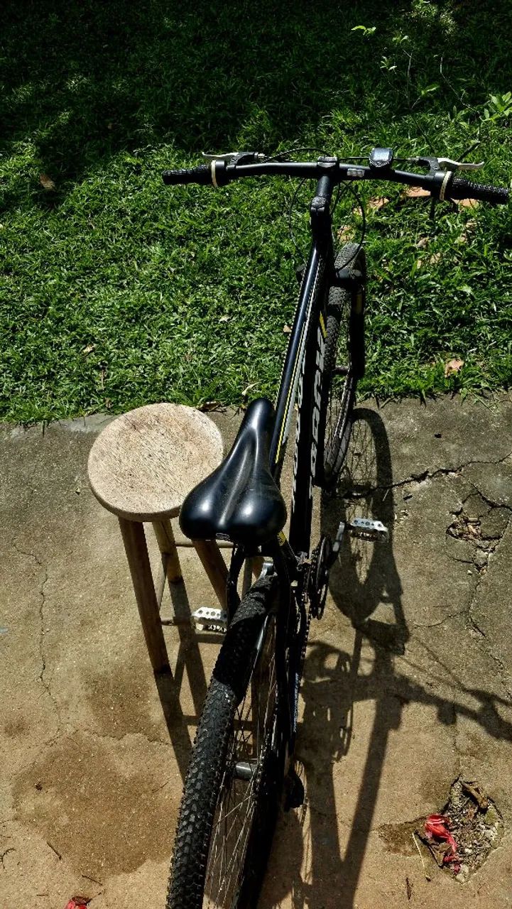 Bicicleta - Track aro 29 de 21 marchas com freios a disco - Foto 5