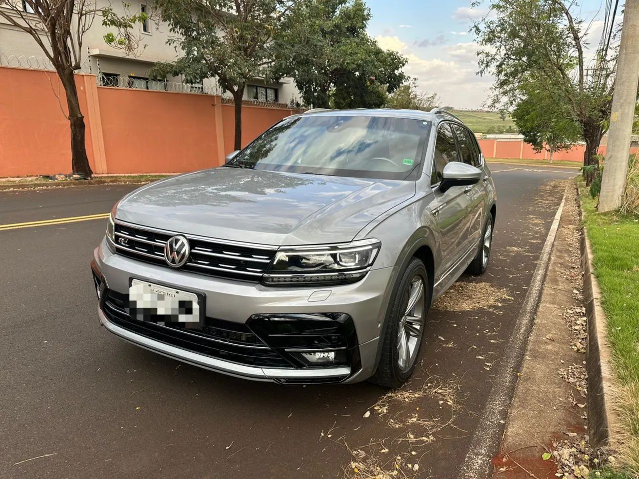 Volkswagen Tiguan TIGUAN Allspac R-Line 350 TSI 2.0 4x4 2019