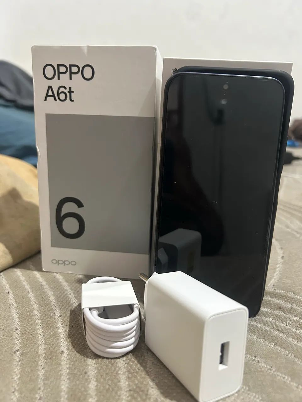Celular Oppo A6t
