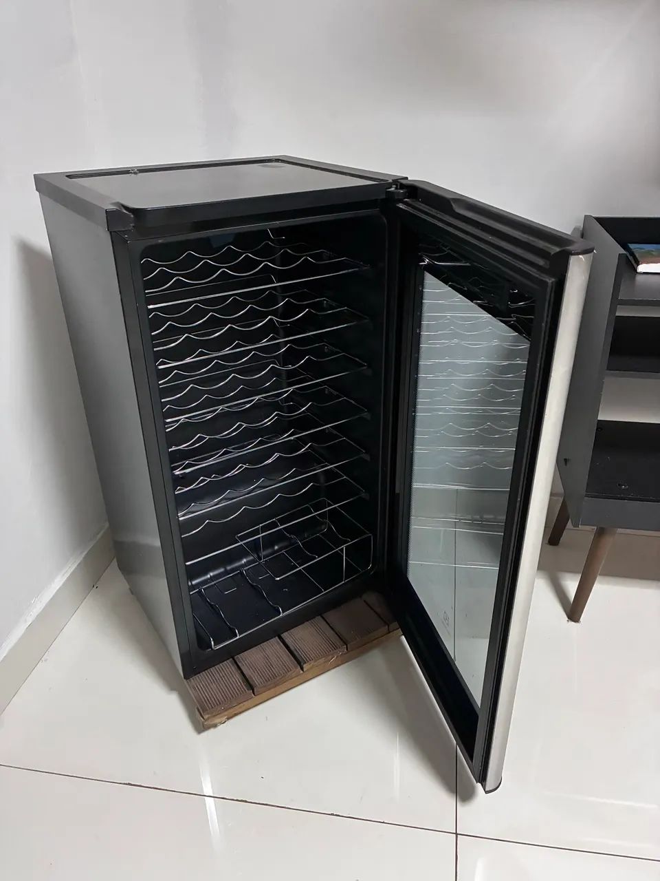 Adega Electrolux 34 Garrafas - Foto 2