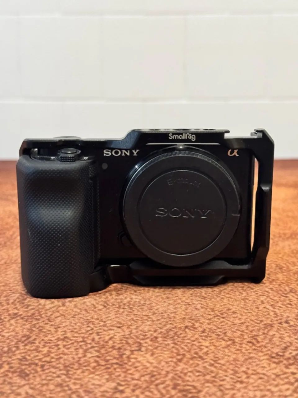 Sony ZV-E10 4K com cage (sem lente) - Foto 4