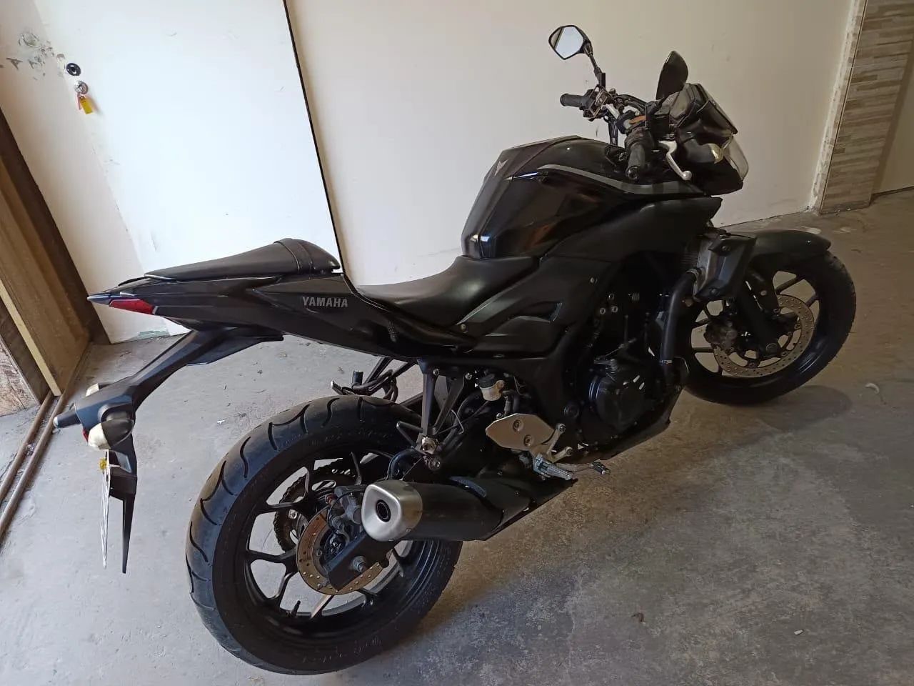 Moto MT03