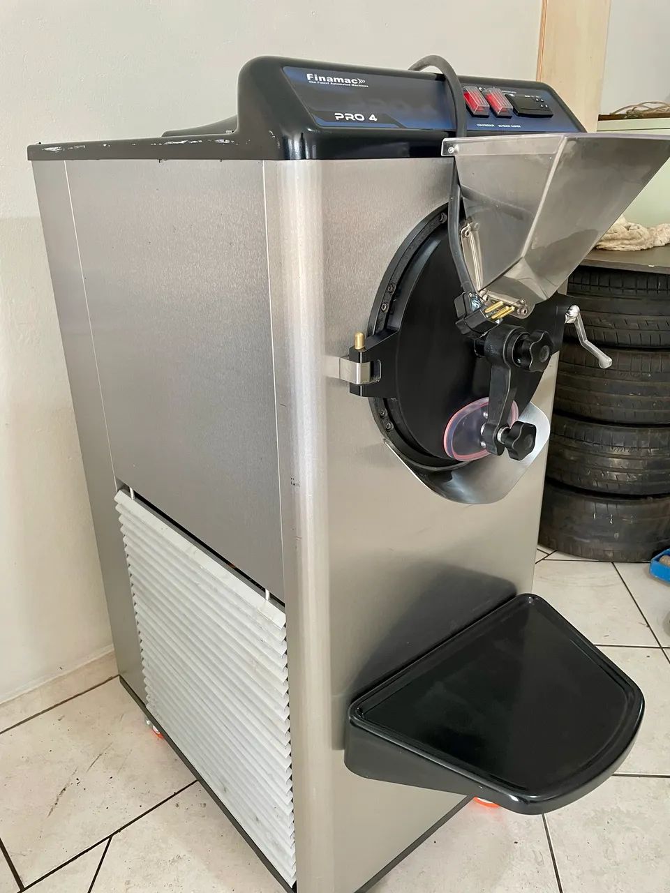 Máquina de sorvete e açaí Finamac Pro 4 - Foto 3