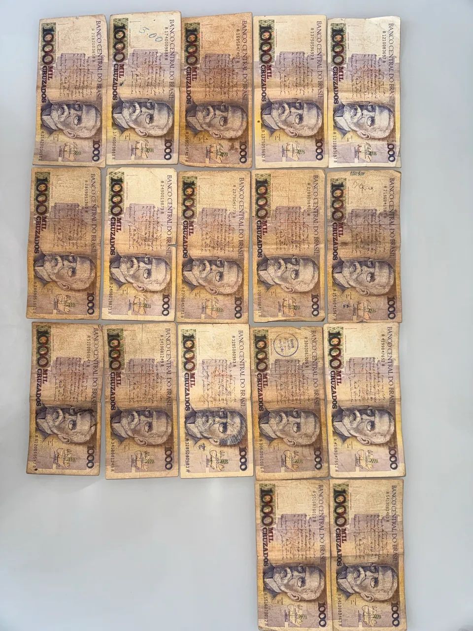 Pacote de cédulas de Mil Cruzados Machado de Assis