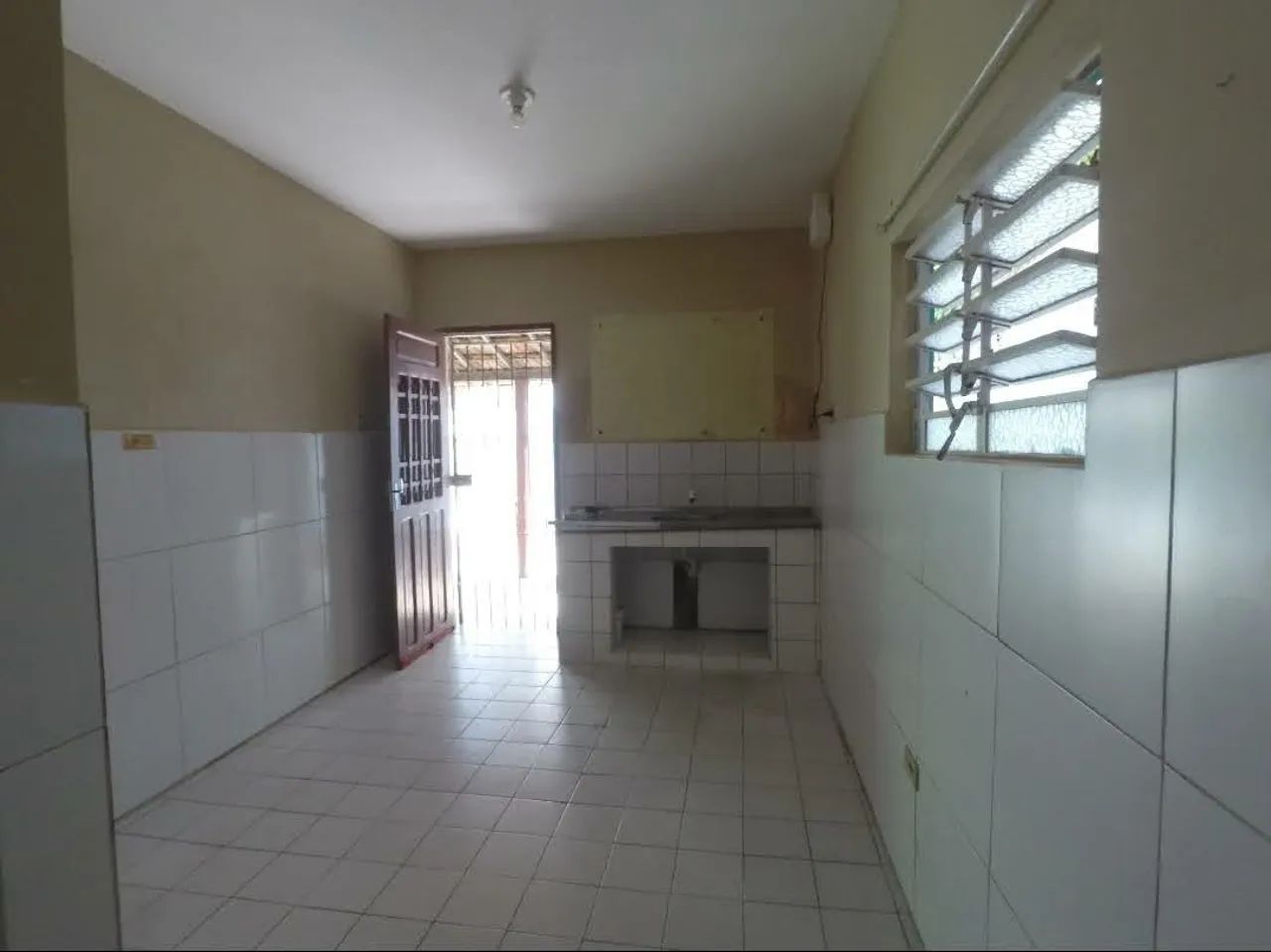 VENDO CASA NA MADALENA  - Foto 2