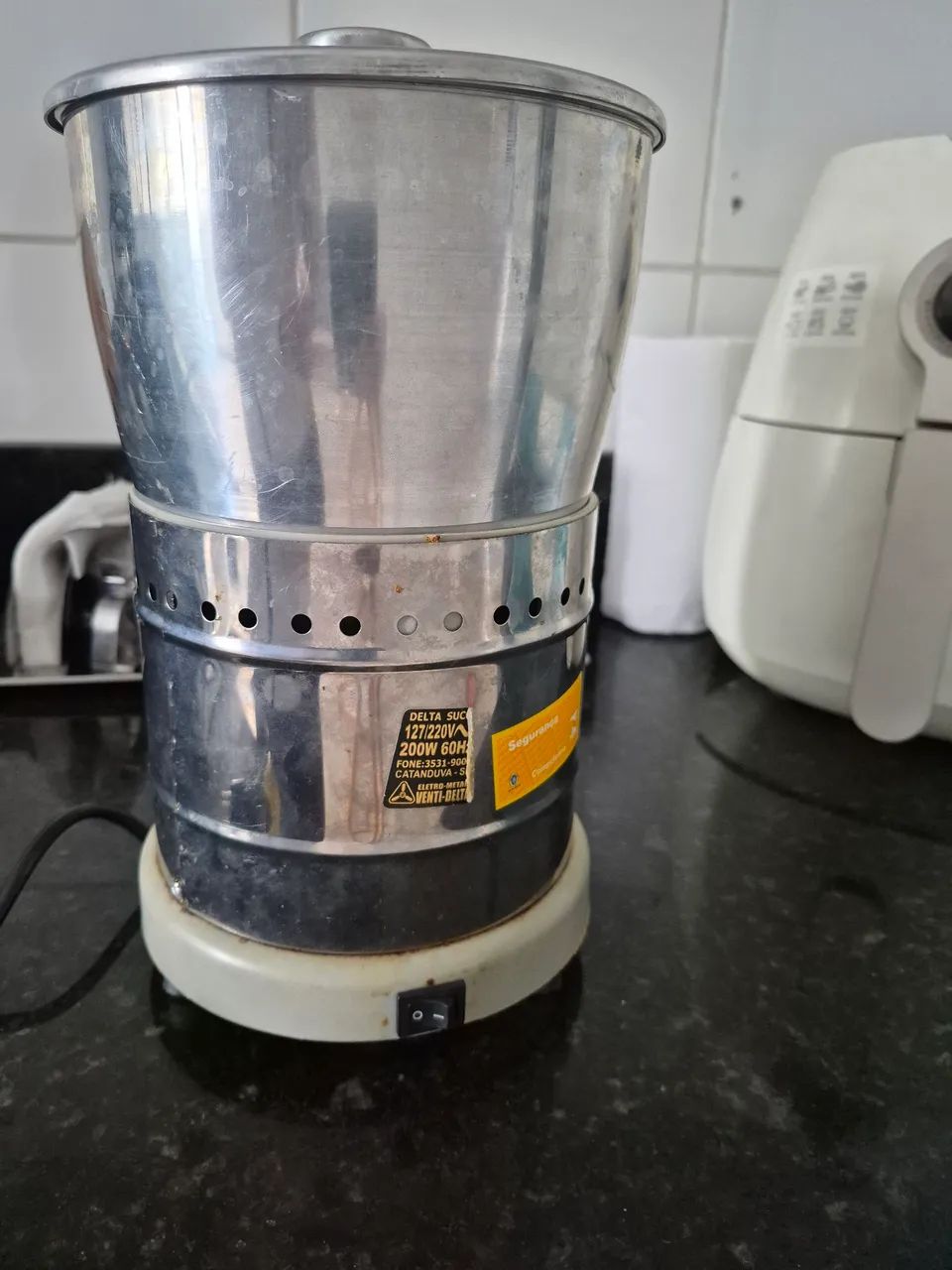 Espremedor de frutas profissional bivolt - Foto 3