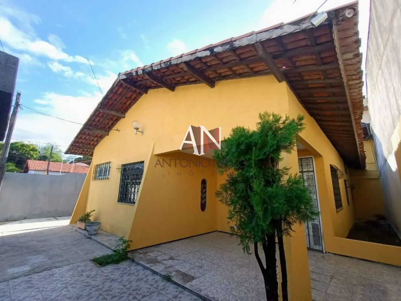 Casa com 4 Quartos para venda no Itaperi