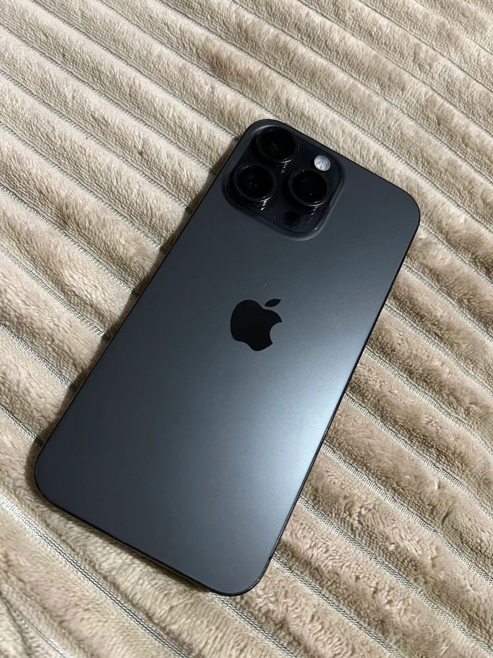 iPhone 15 pro Max  - Foto 2