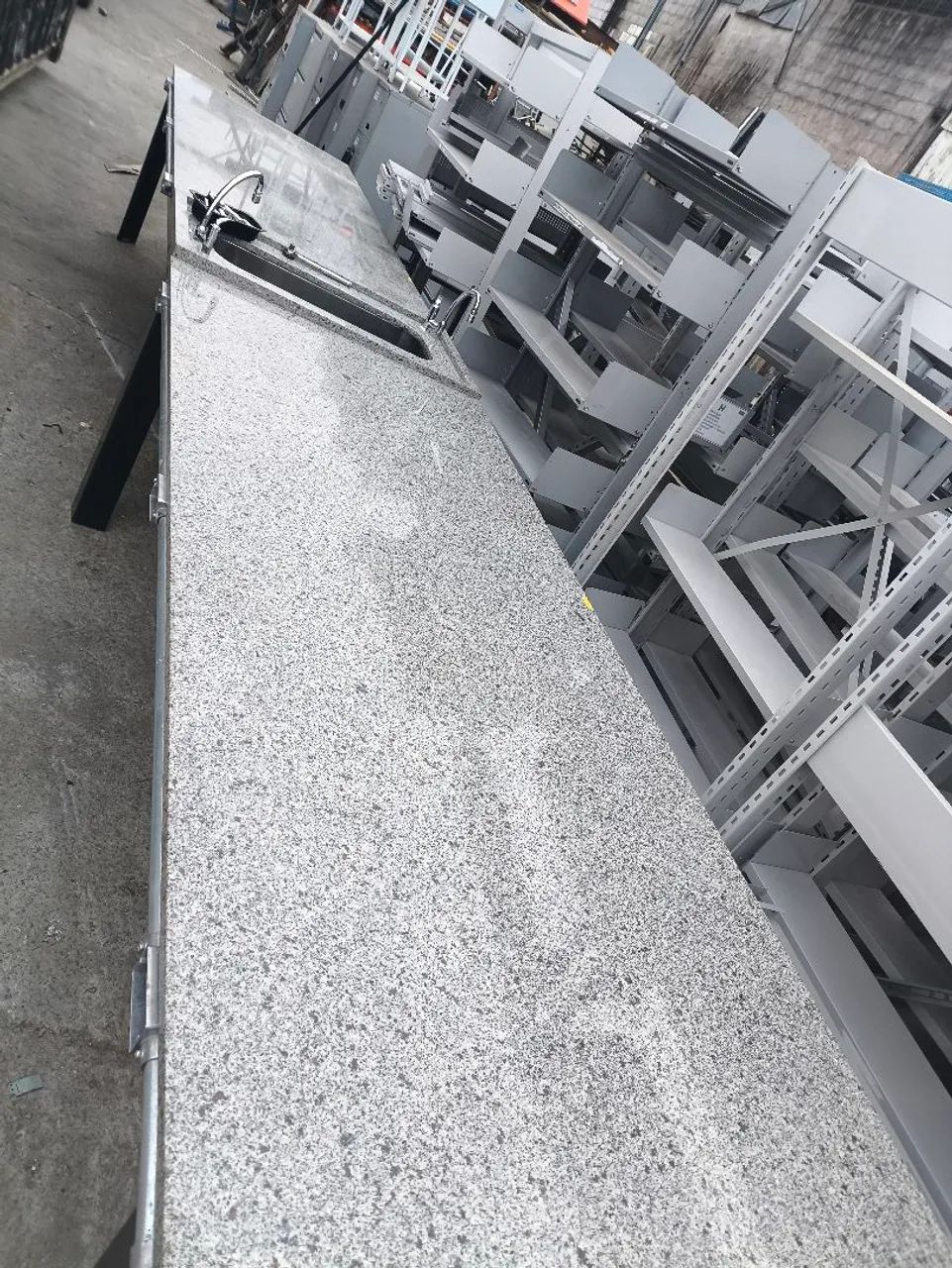 Mesa de granito  - Foto 2