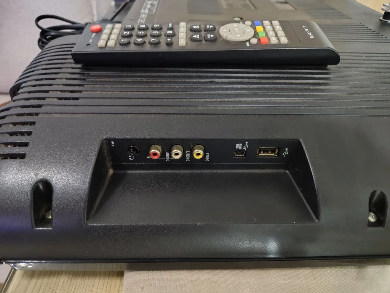 TV SempToshiba 32 polegadas LCD  - Foto 4