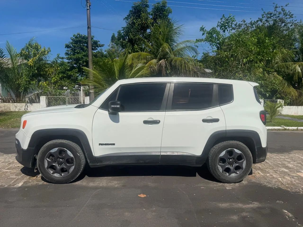 Jeep Renegade Renegade Sport 1.8 4x2 Flex 16V Mec. 2016