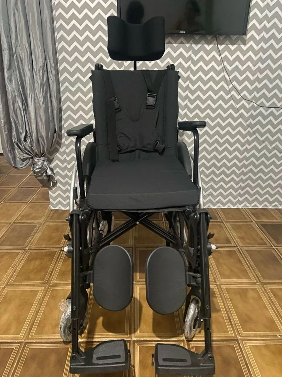Cadeira de rodas  - Foto 2