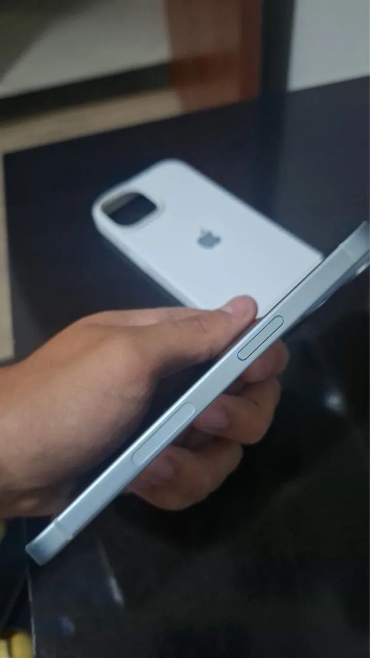 IPHONE 15 128GB MUITO NOVO - Foto 4